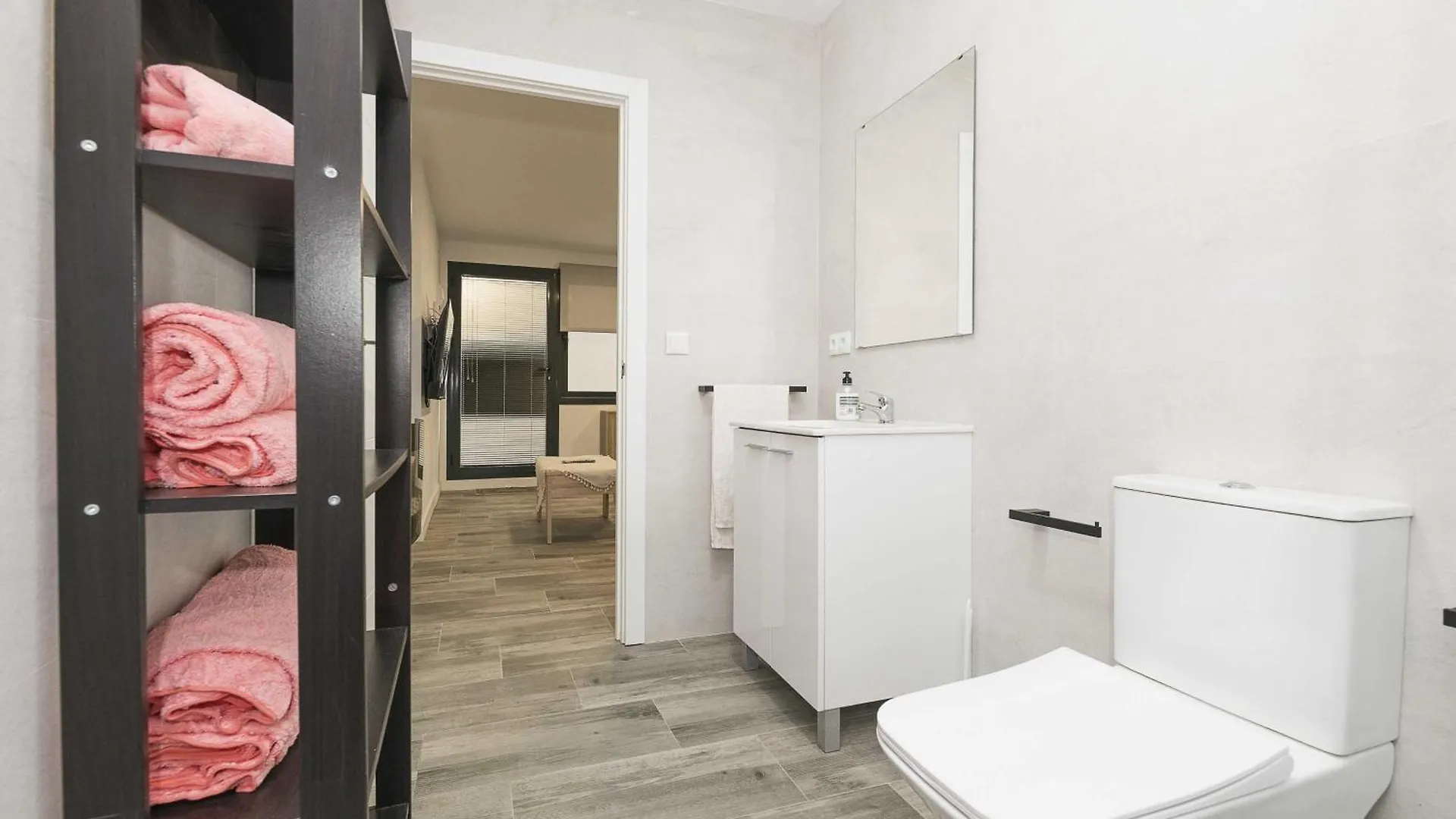 Apartamento Tom-Isi Rota 0*,  Spain