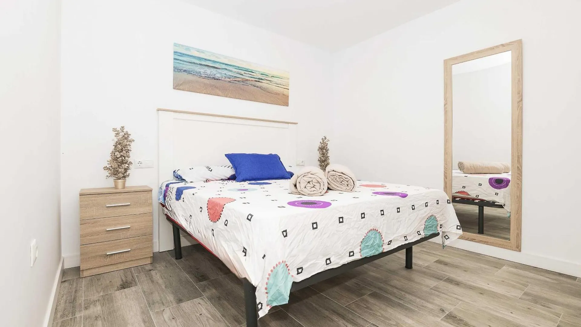 Apartamento Tom-Isi Rota 0*,  Spain